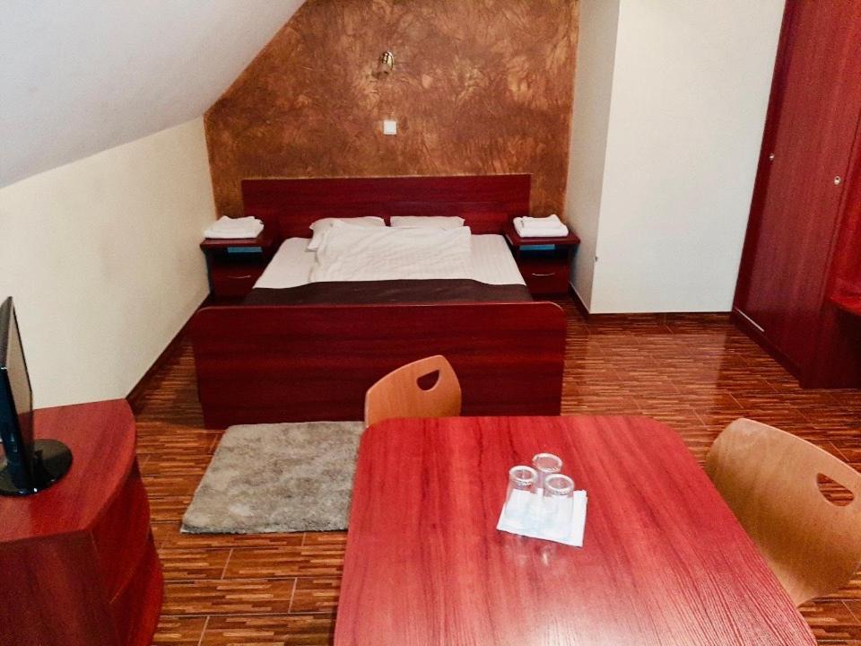 Motel Gorno Экстерьер фото